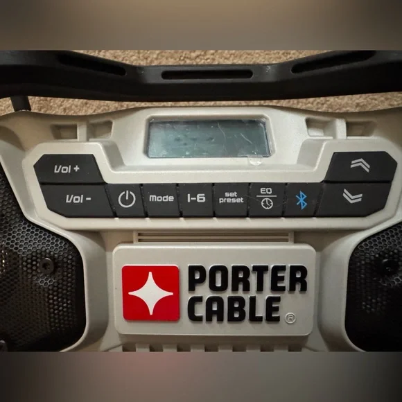 Porter Cable Jobsite Bluetooth radio - Picture 9 of 13